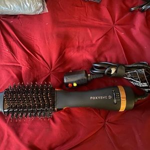 FoxyBae Blowout Brush Hair Dryer